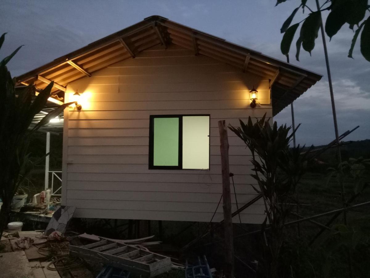 Samoeng Fishing Park Home Stay Bagian luar foto