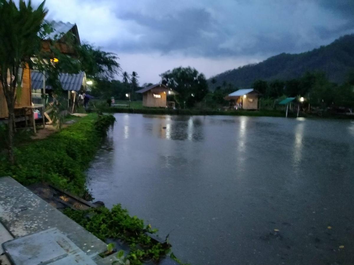Samoeng Fishing Park Home Stay Bagian luar foto