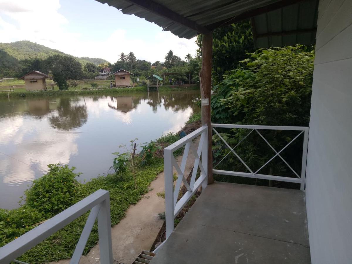 Samoeng Fishing Park Home Stay Bagian luar foto