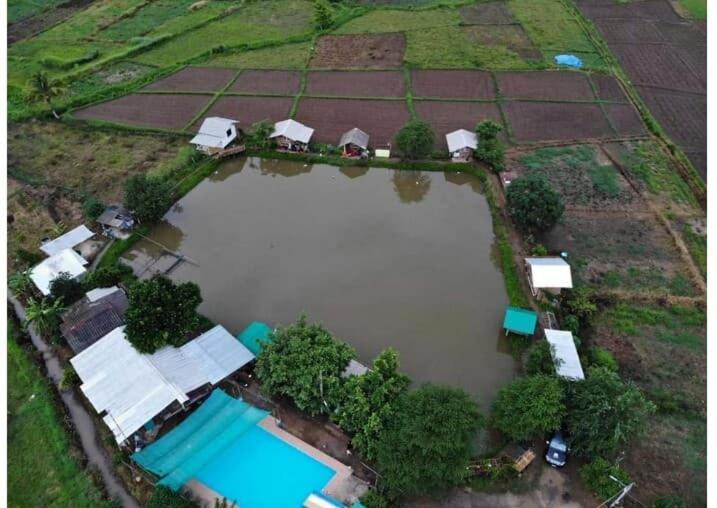 Samoeng Fishing Park Home Stay Bagian luar foto