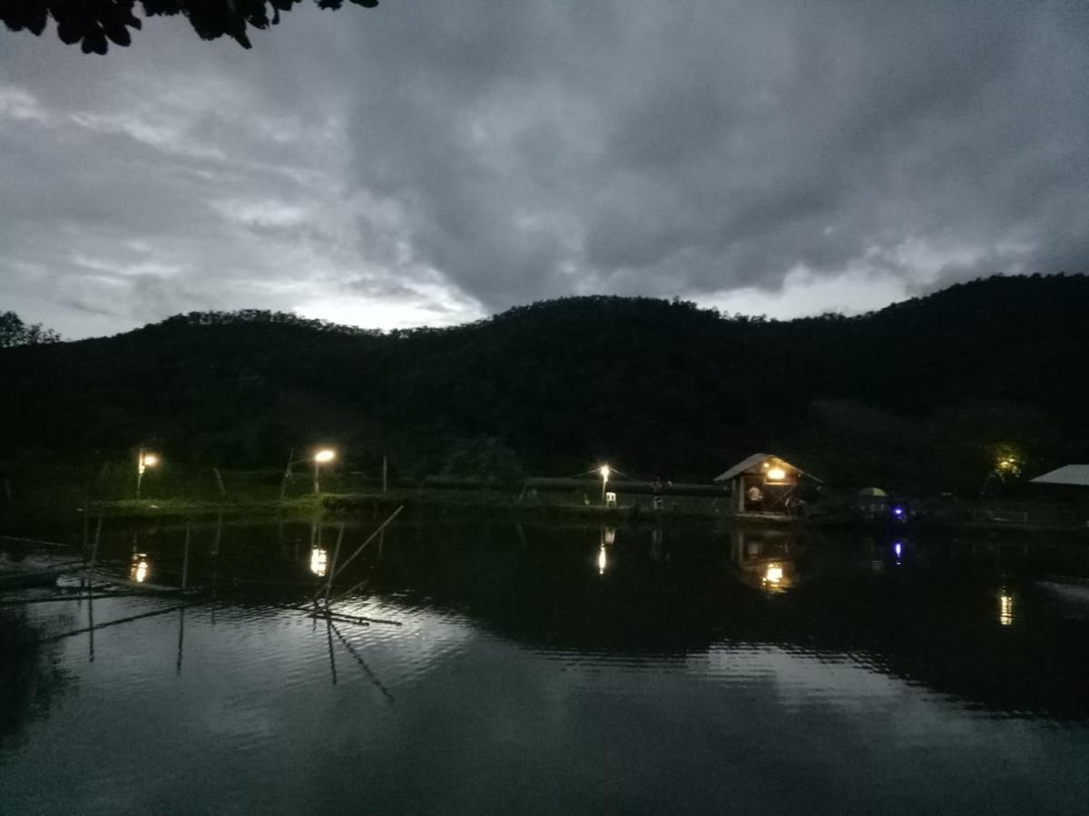 Samoeng Fishing Park Home Stay Bagian luar foto